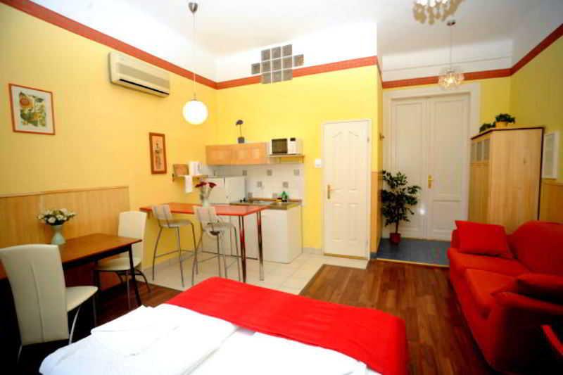 Club Apartments & Rooms Budapest Exterior foto